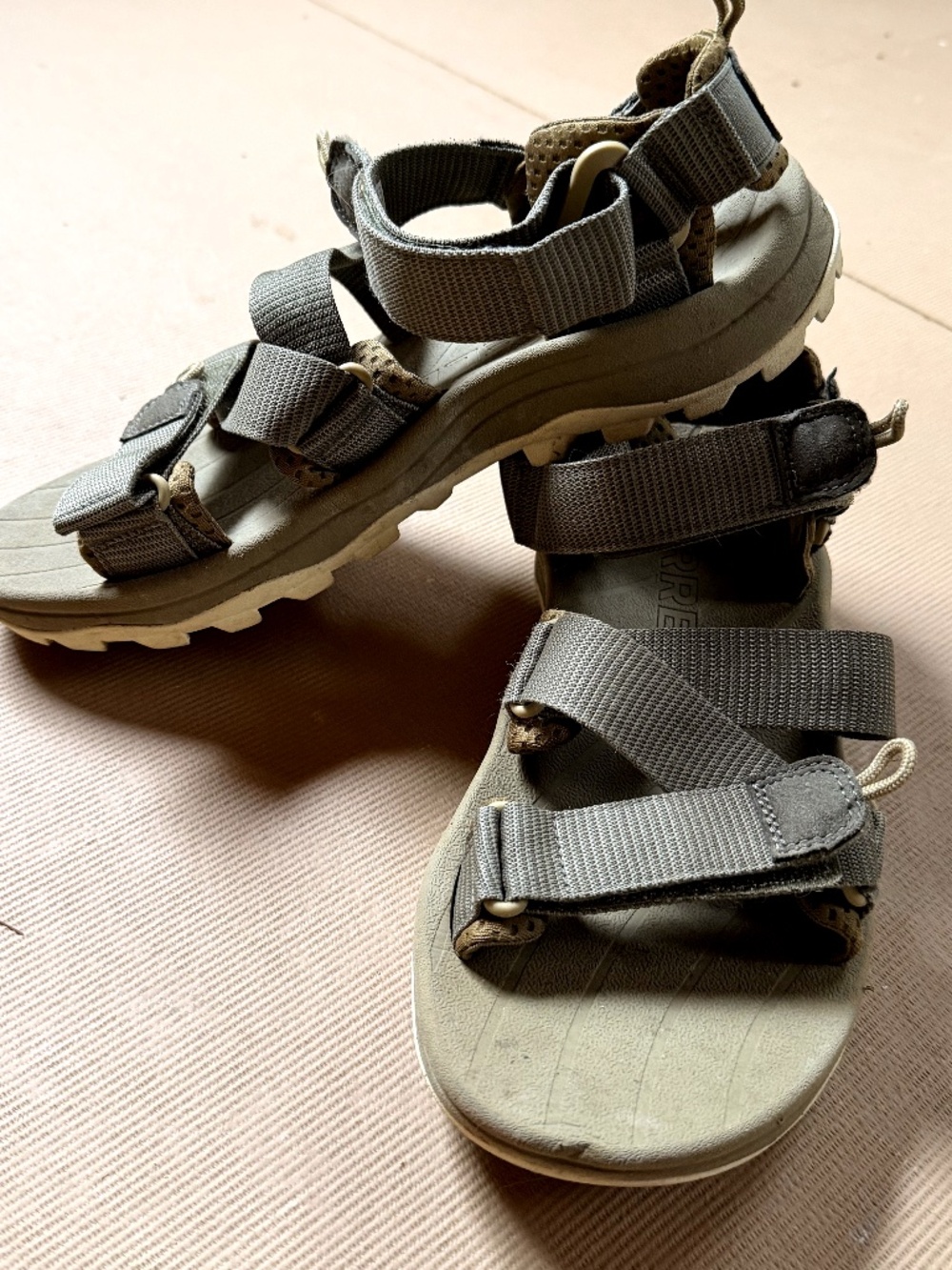 Merrell Men’s Outdoor Sandals – Size 8 (EU 41) – Excellent Condition